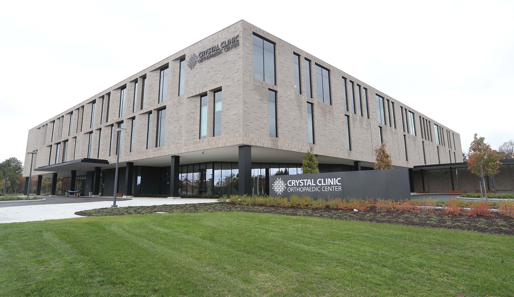 Crystal Clinic Orthopaedic Center